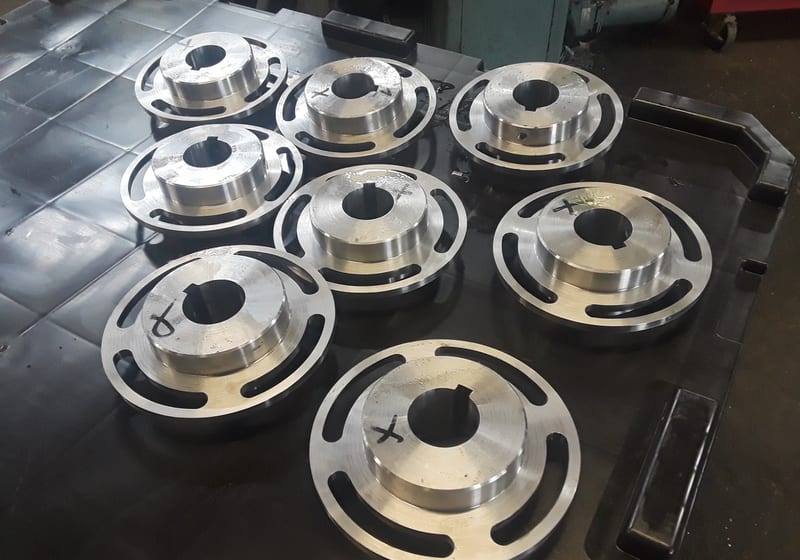 Six finished sheaves/pulleys with cast iron pattern - production batch — A&K Machine & Fabrication, Jacksonville FL